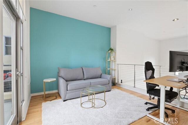 Building Photo - 133 The Promenade N