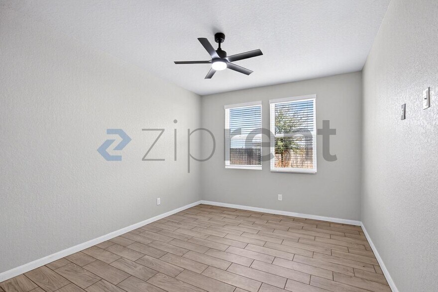 Building Photo - 14627 Sweet Clover