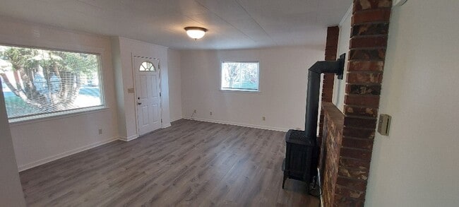 Building Photo - Charming 3-Bedroom home near BTC