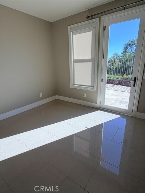 Building Photo - 15 Via Abajar