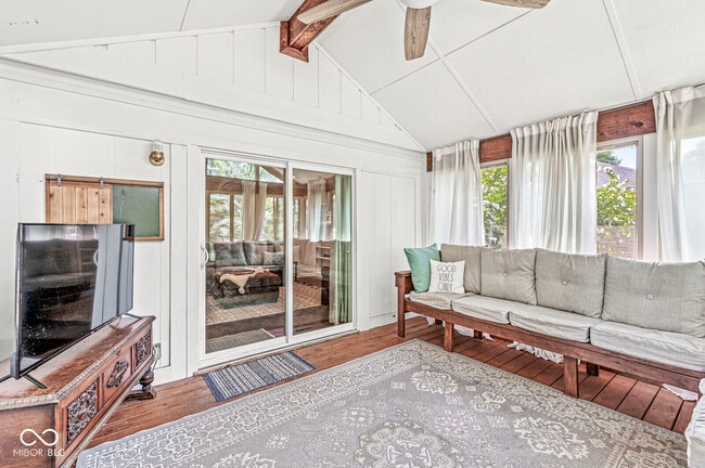 Building Photo - 6542 Kingman Dr