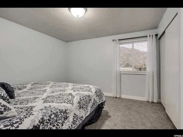 Building Photo - 5660 Meadow Ln