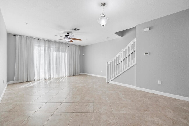 Building Photo - 9590 SW Purple Martin Way