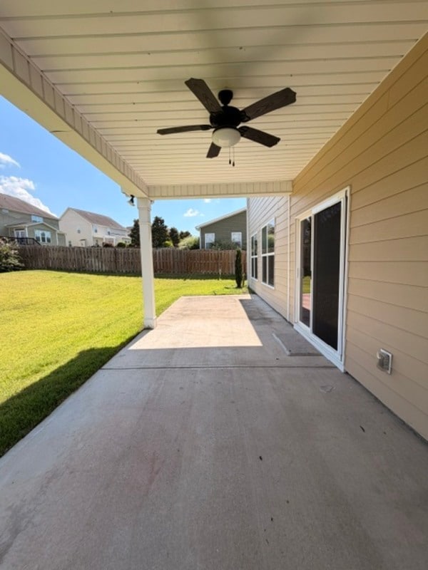 Building Photo - 213 Golden Fluke Dr