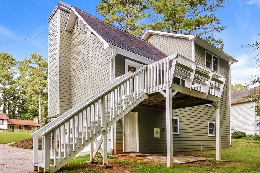 Building Photo - 3138 Calumet Pl NW