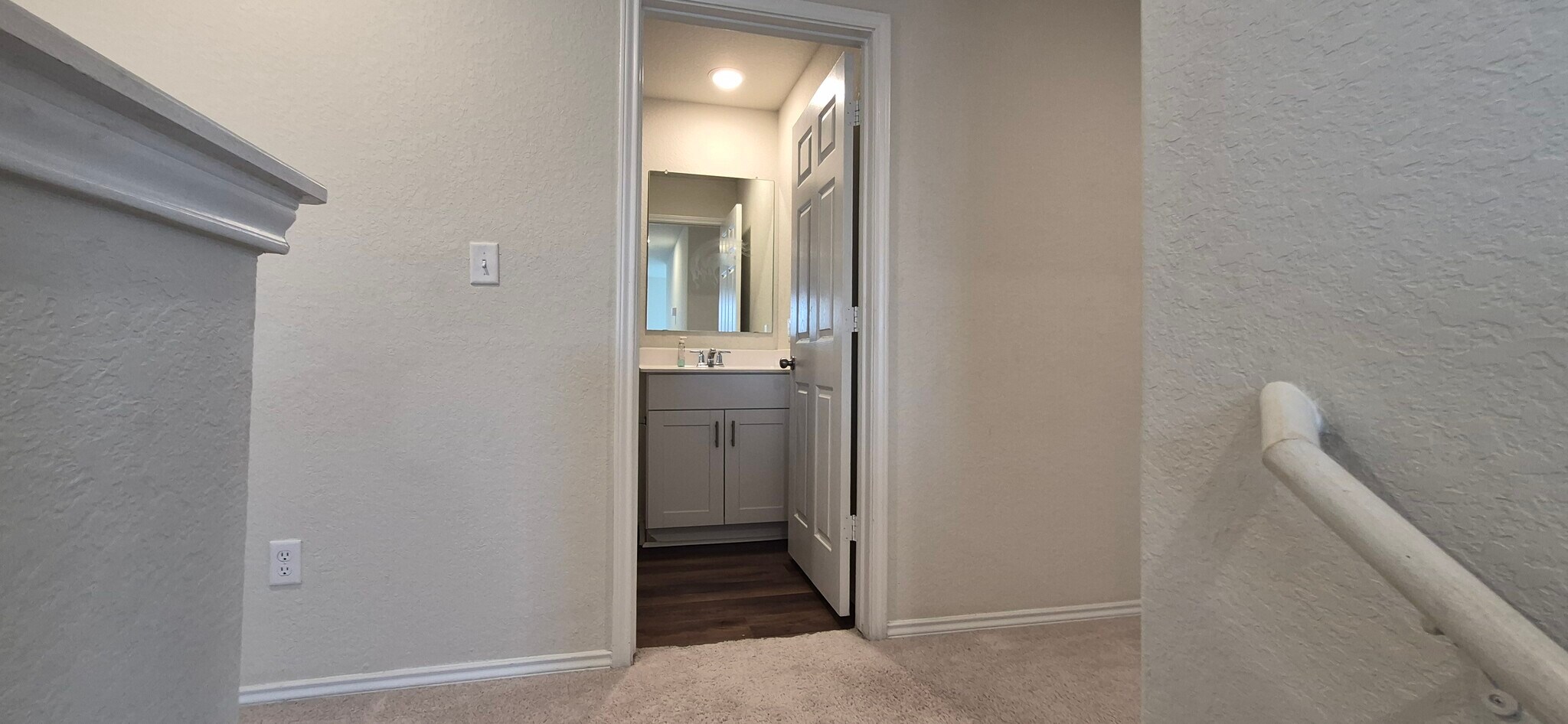 Building Photo - 5819 Rolling Gln