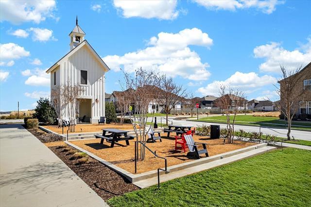 Building Photo - 1908 Elm Pl