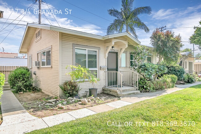Building Photo - 517 1/4 Granada St-