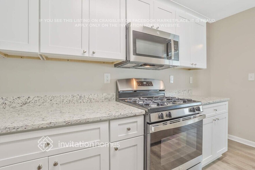 Building Photo - 2280 Pemberton Rd SW