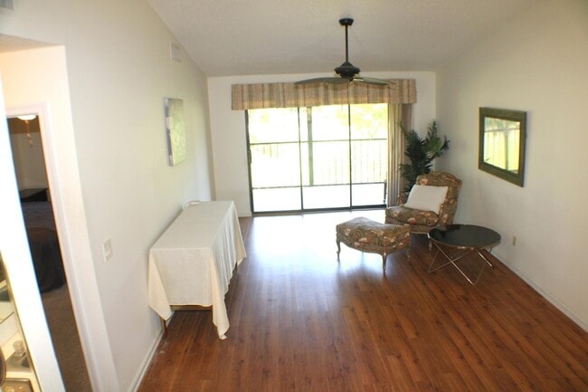 Building Photo - 1082 Keystone Dr