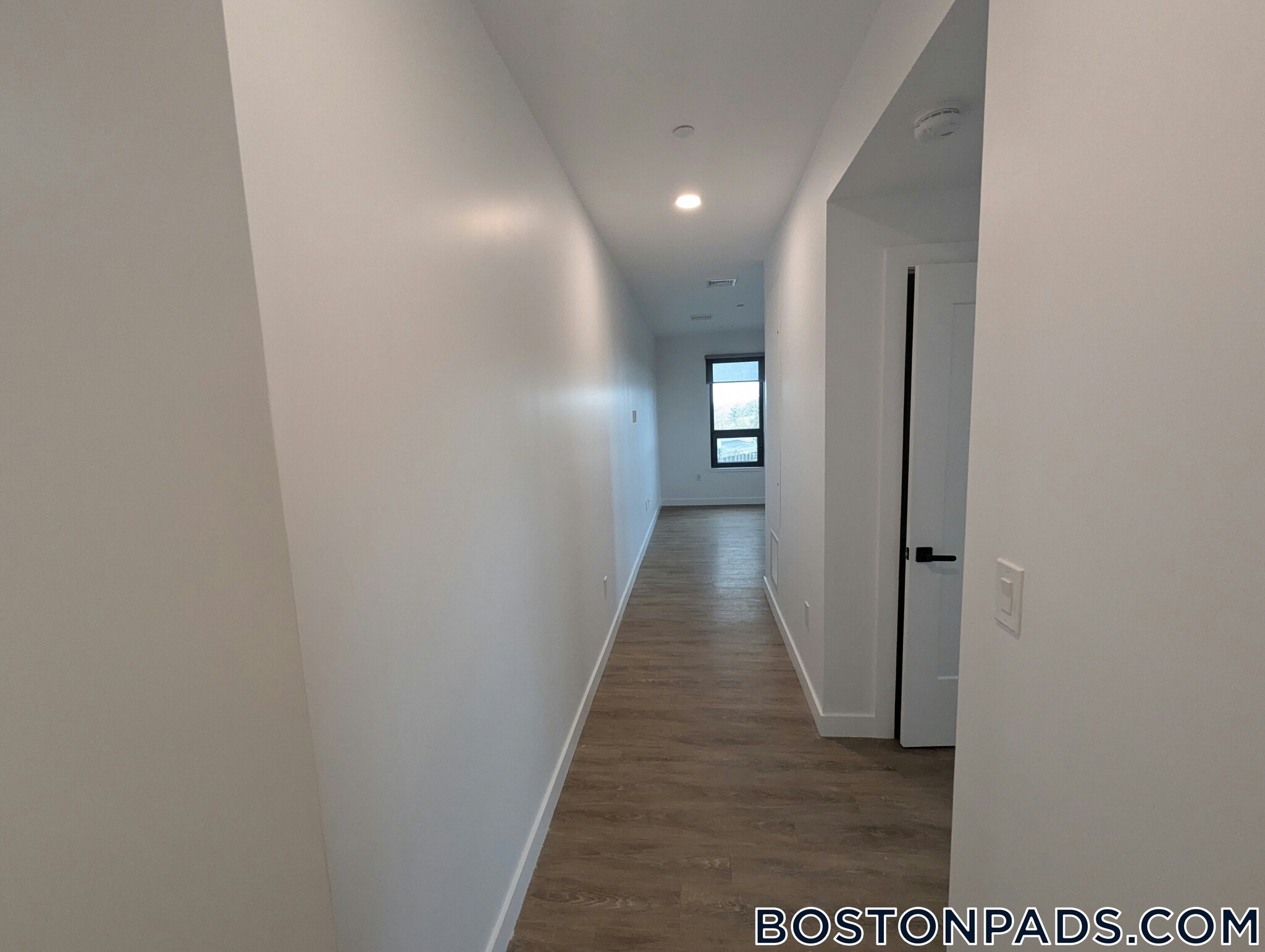 Building Photo - 199 Gardner St