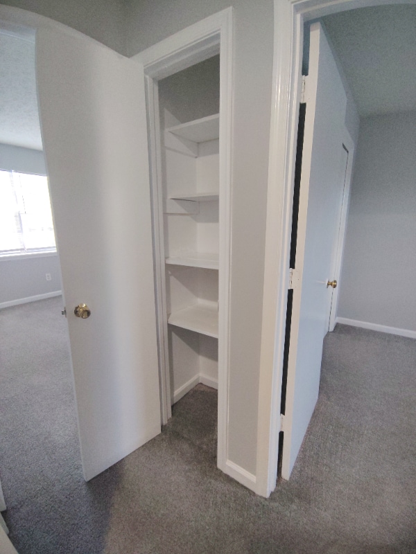 Building Photo - 22 Fonda Dr