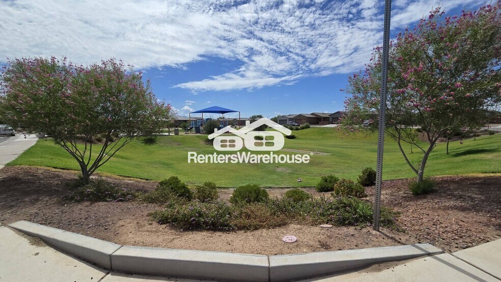 Building Photo - 11952 W Charismatic Dr