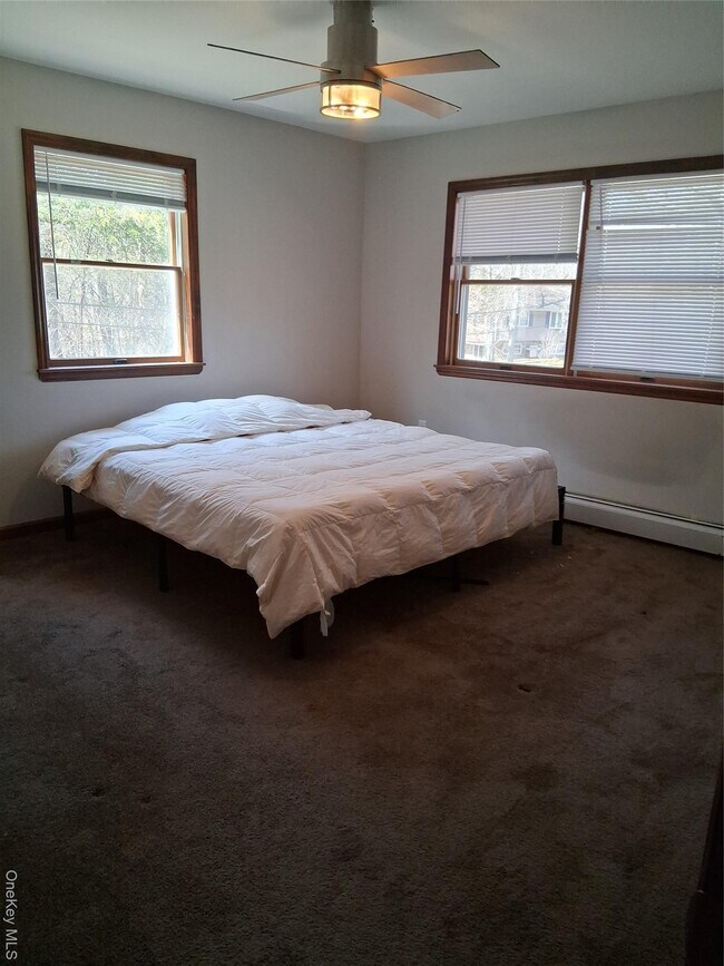 Building Photo - 15 Ugo Dr