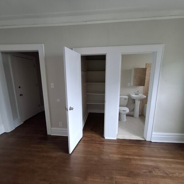 24 S Grove St C5 - 82 S Grove St