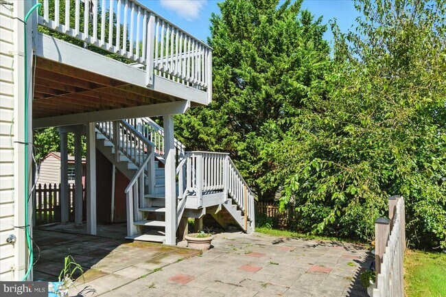 Building Photo - 1065 Jeanett Way