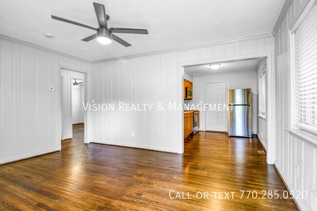 Building Photo - 3447 Pierce St