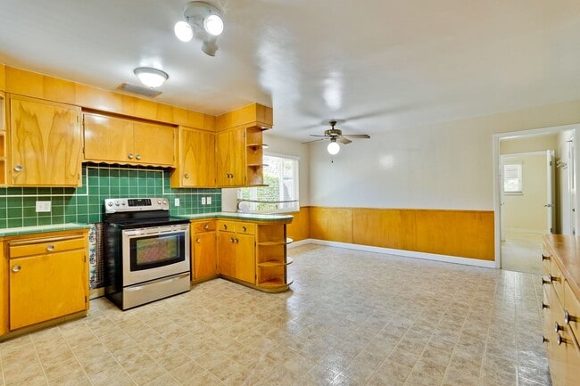 Building Photo - Midcentury Willow Glen Charmer ~ Close to ...