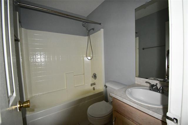 Building Photo - 104 Tarango Ln