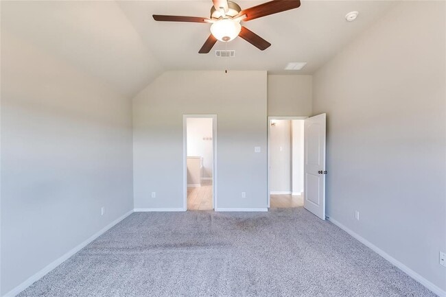 Building Photo - 7747 Merry Oaks Cv