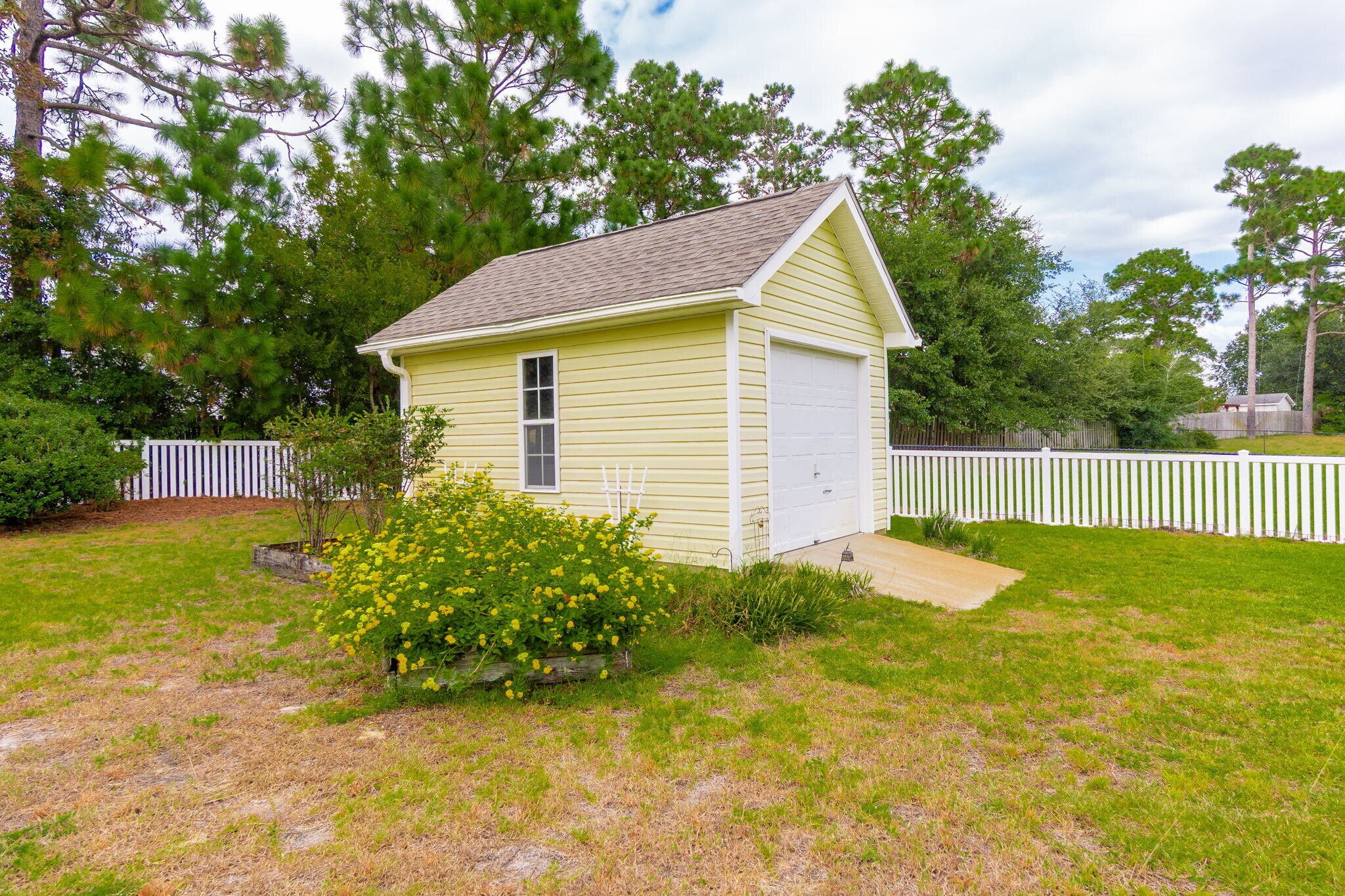 Building Photo - 109 Bobwhite Cir
