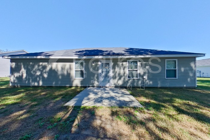 Building Photo - 203 Western Red Cedar Dr