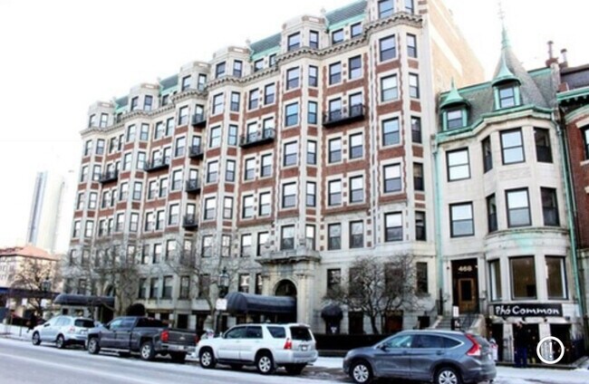 Building Photo - 466 Commonwealth Ave