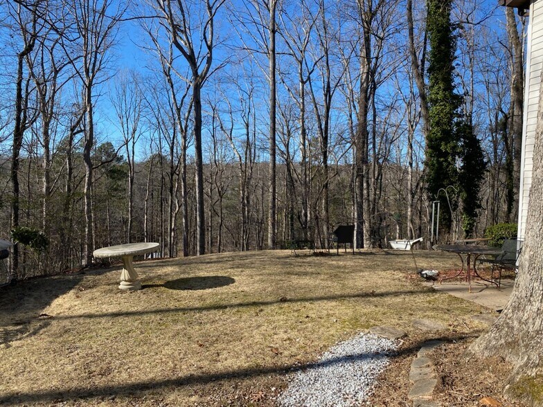 Building Photo - 8780 Bay Dr