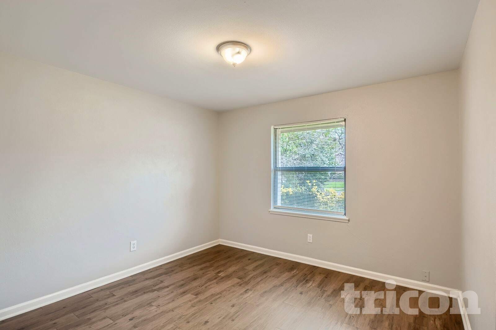 Building Photo - 333 Clearfield Dr