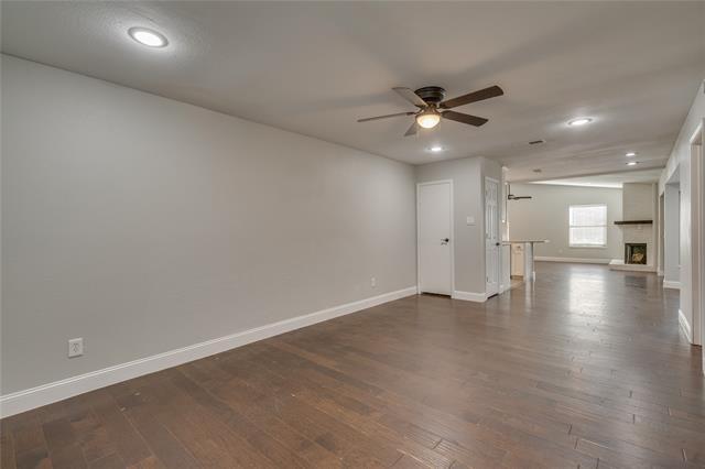 Building Photo - 2909 White Oak Ln