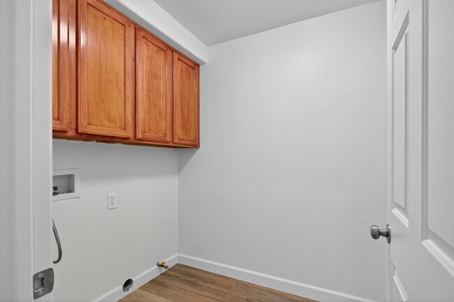 Building Photo - Most Desireable Neighborhood in Temecula  Eastridge by Redhawk