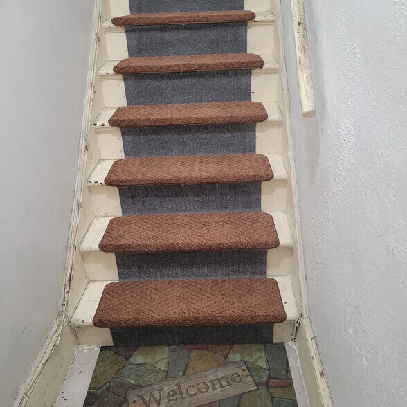 2 flights of steps to 3Rd floor - 435 N 39th St