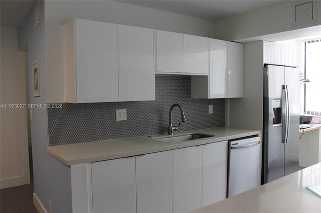 Building Photo - 9501 SW 1st Ct