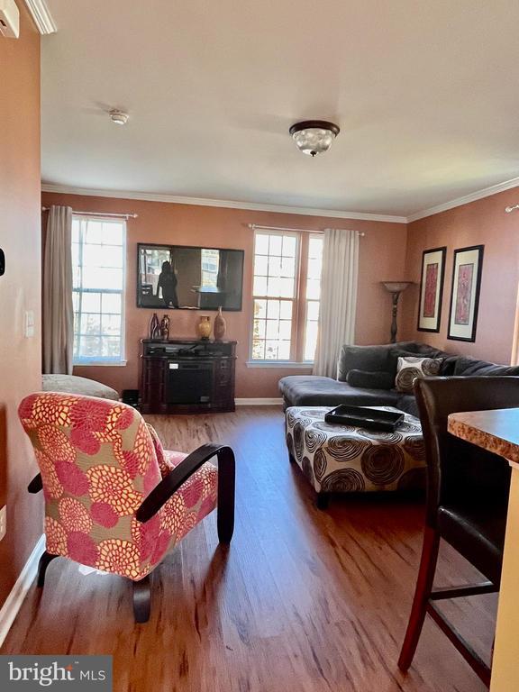 Building Photo - 312 Spring Park Ln