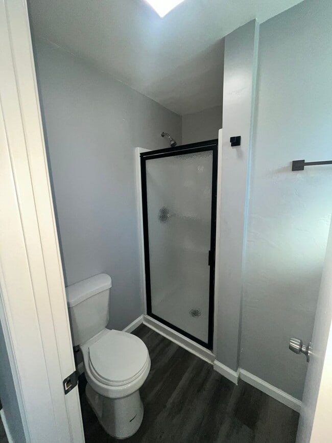 Building Photo - 7160 Pearson St