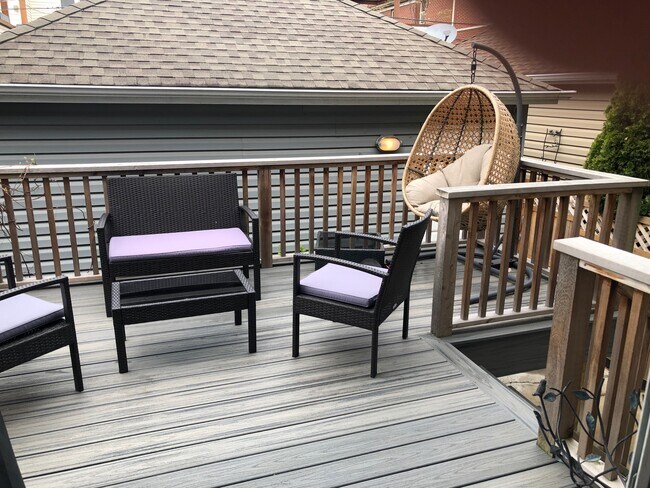 Back Deck Off Kitchen - 1604 W Edgewater Ave