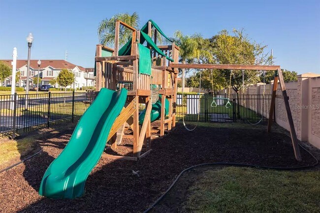 Building Photo - 3201 Gold Ln