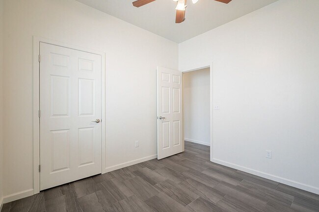 Building Photo - 436 N Euclid Ave