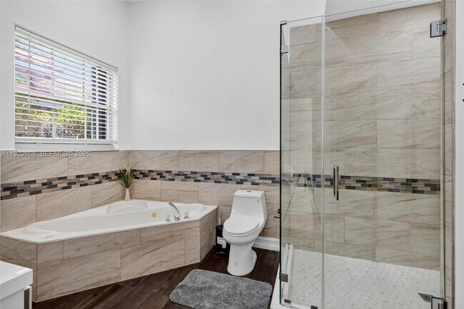 Building Photo - 16432 NW 12th St