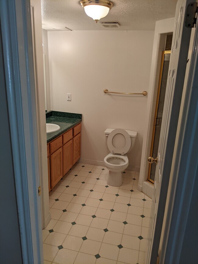 Building Photo - 387 E 3550 N