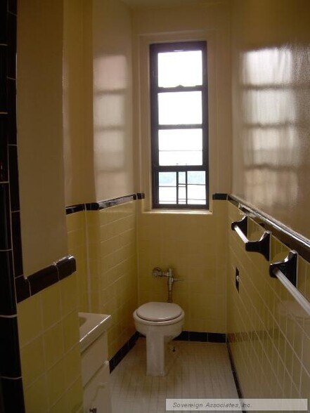 Building Photo - 240 Cabrini Blvd