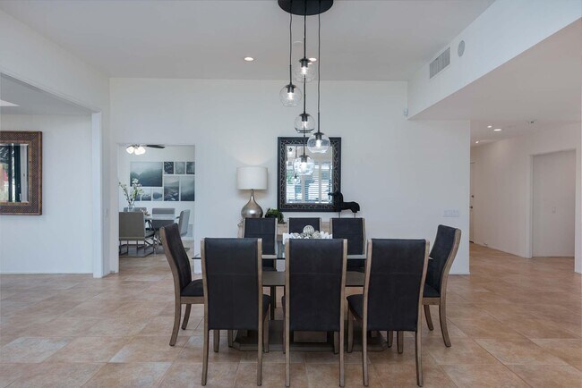 Building Photo - 2 Lehigh Ct