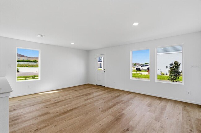 Building Photo - 1573 Plank Pl
