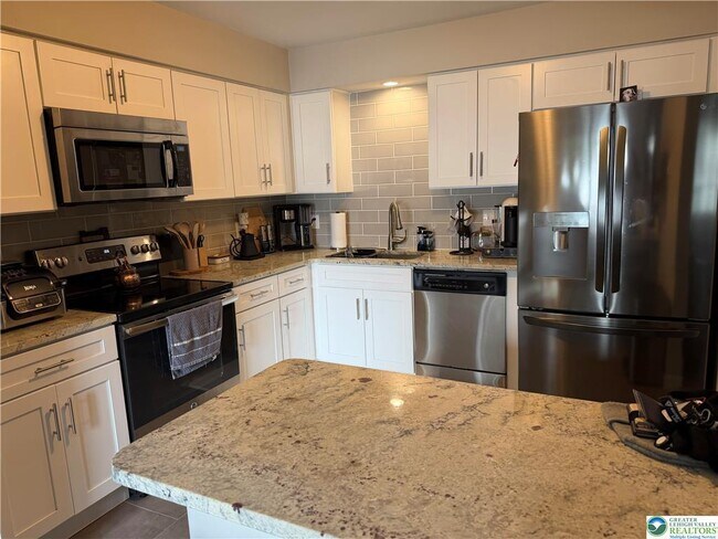 Building Photo - 793 Briarstone Rd