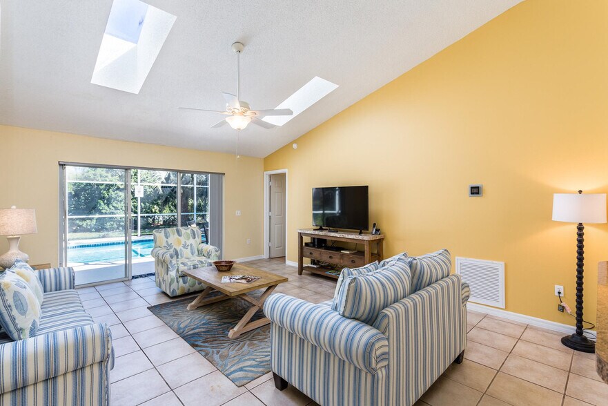 Building Photo - 100 Sunridge Woods Ct