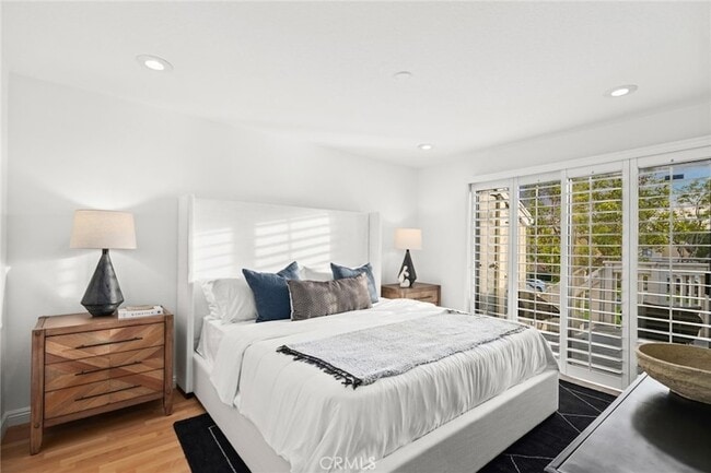 Building Photo - 127 Huntington