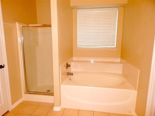 Building Photo - 814 Levi Bend