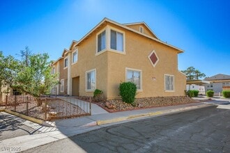 Building Photo - 3819 Terrazzo Ave