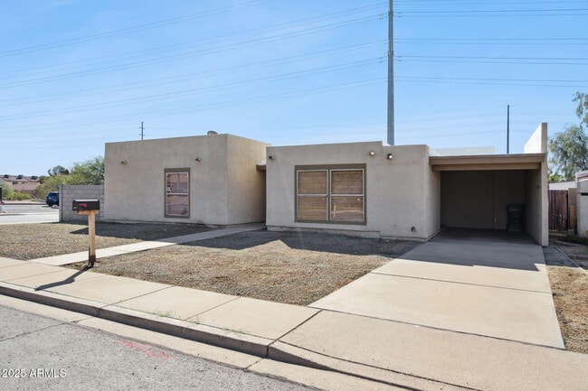 Building Photo - 6447 Covina Rd