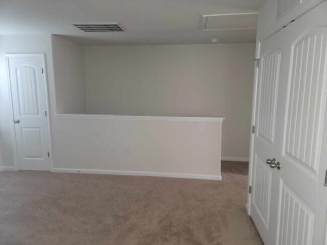 Building Photo - Newer Construction Home in Creedmore Hills!
